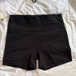 GARAGE Active Booty Workout Shorts